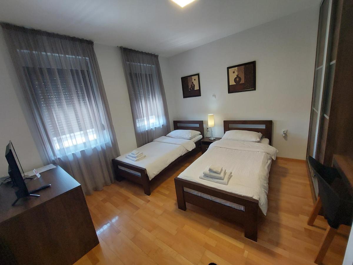 Motel Ms Srpski Itebej Exterior foto